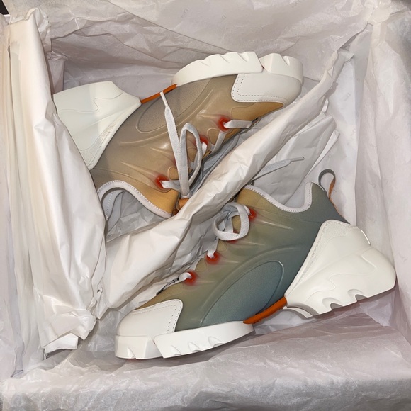 Dior , Size 35G Color Call Water Grey - Picture 5 of 8